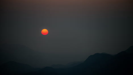 Sonnenuntergang-Im-Zeitraffer,-Huila,-Angola,-Afrika