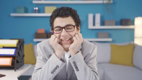 Boy-wearing-white-shirt-and-jacket-has-dreams-of-becoming-a-smart-businessman.