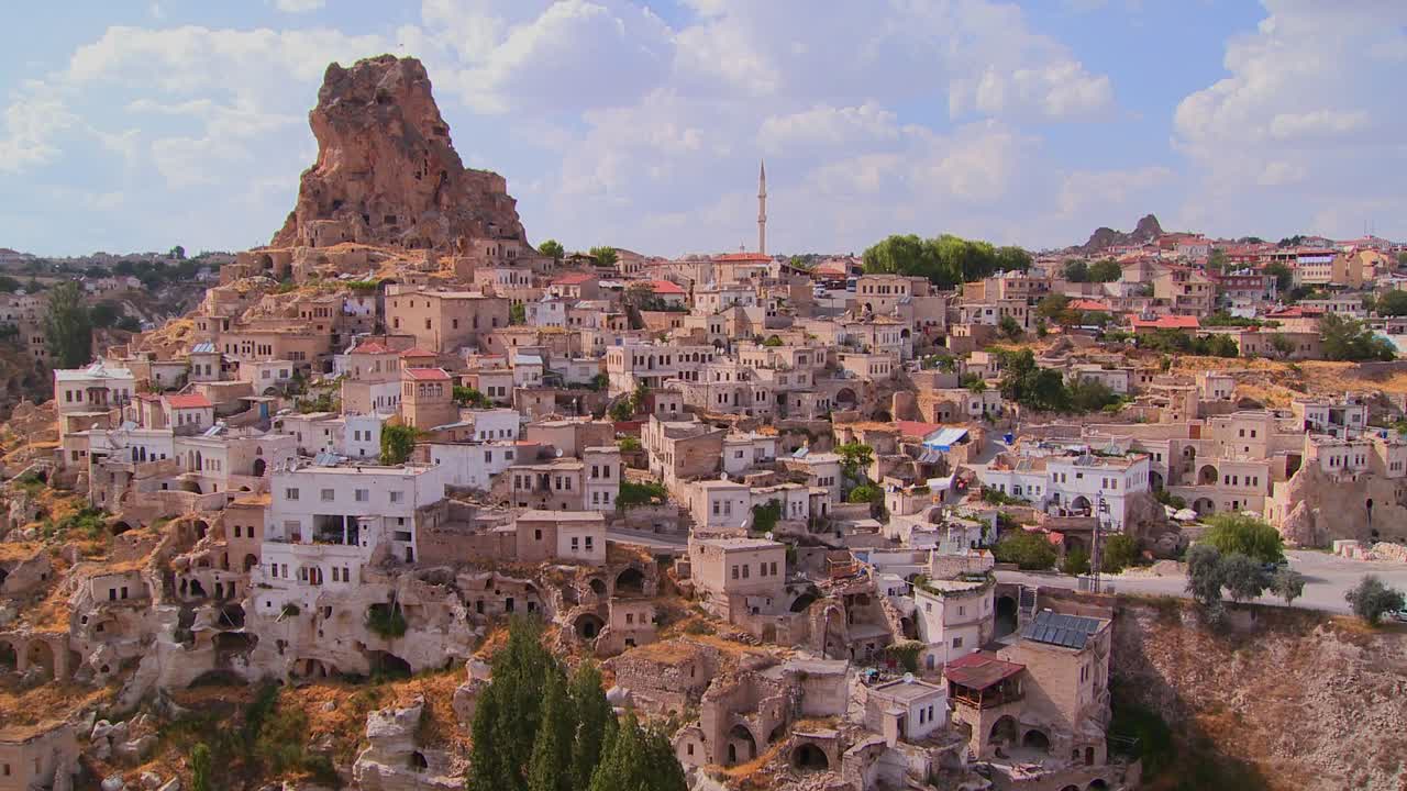 터키 중부 카파도키아 지역의 마을
