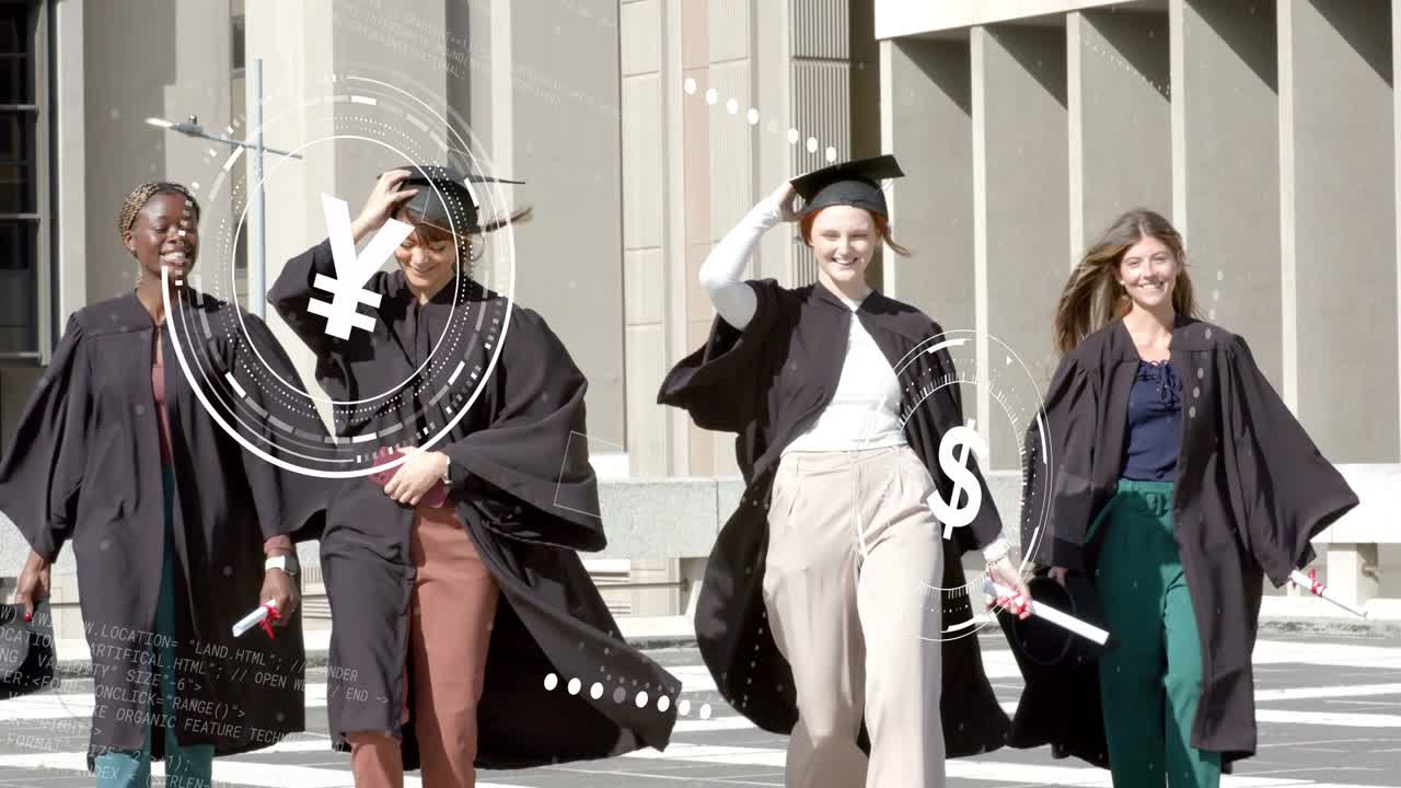 Quattro laureati in toga che camminano verso la telecamera, con icone di yen o dollari che li circondano, festeggiando.