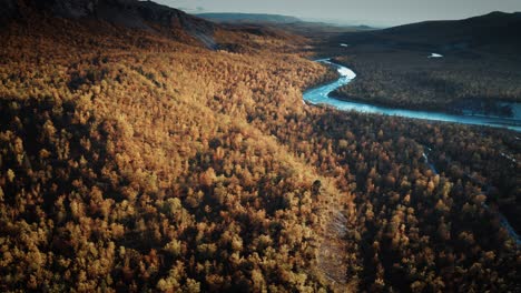 Luftaufnahme-Des-Tals-Borselvdalen,-Norwegen