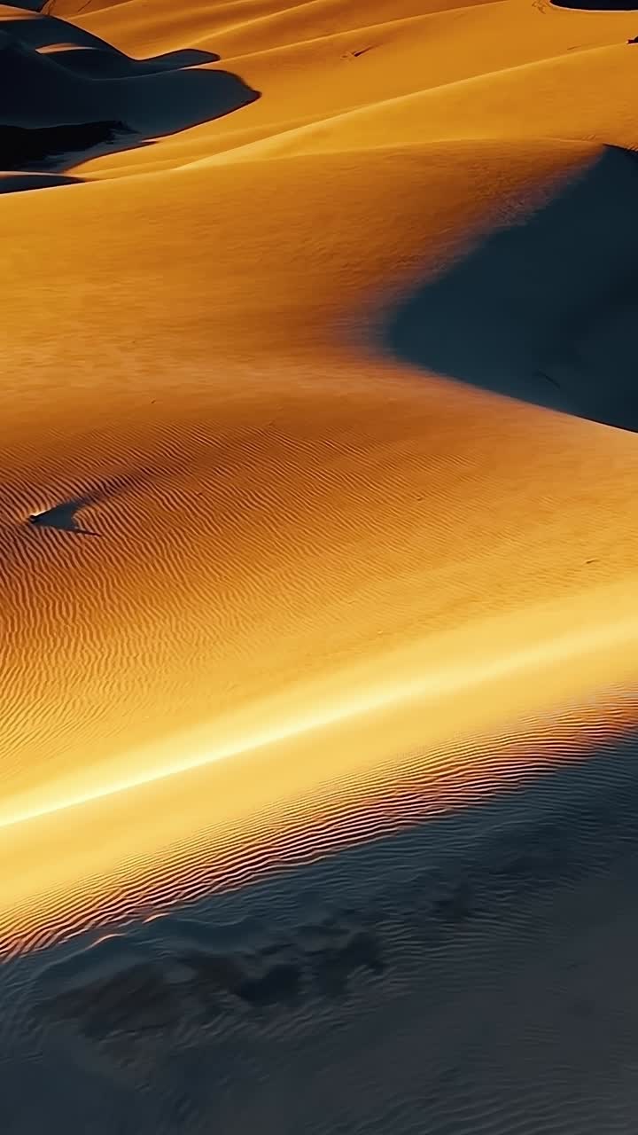 Vasto paesaggio desertico visto dall'alto a Gran Canaria, Spagna
