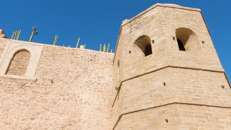 Fortification-stone-walls-of-Kasbah-of-the-Udayas-in-Arabic-city-of-Rabat