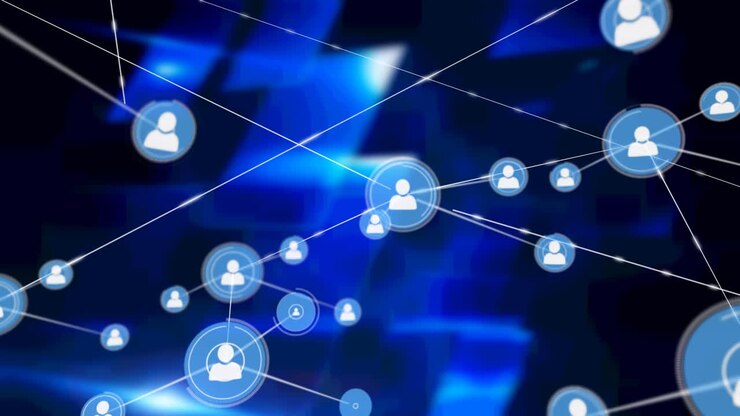 animação de redes de conexões com ícones sobre formas azuis em fundo preto