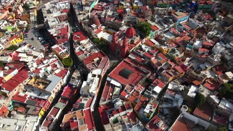 Mexiko-Drohnenaufnahmen-4k-DJI,-Kirche-In-Guanajuato