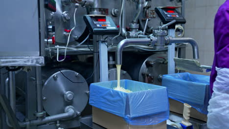 packaging of dairy products. packaging of dairy products in containers