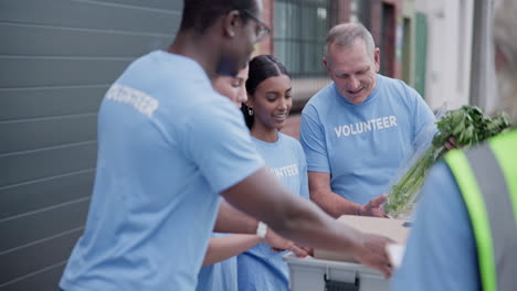 Diversity-Gruppe,-Spenden--Und-Freiwilligenarbeit