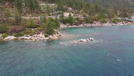 Vista-Aérea-De-La-Cuenca-Del-Lago-Tahoe