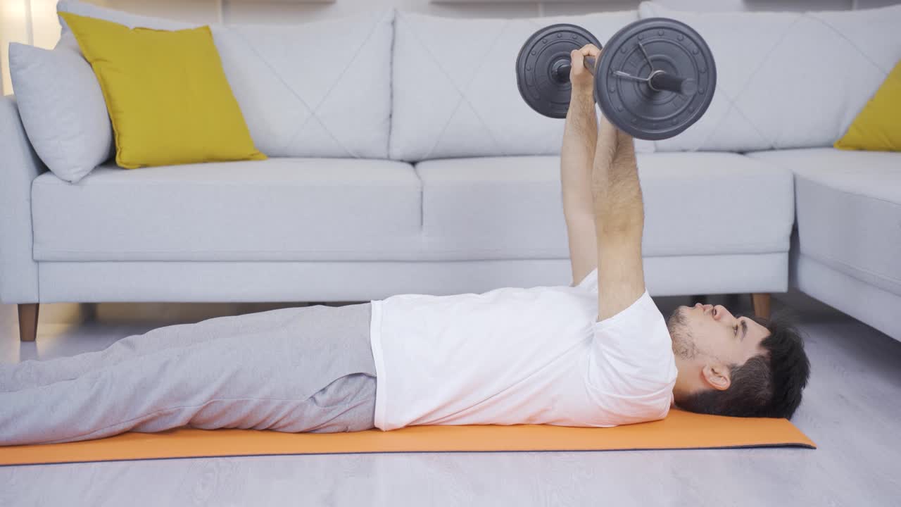 유연한 몸을 위한 스포츠 운동. 몸을  ⁇ 는 운동.