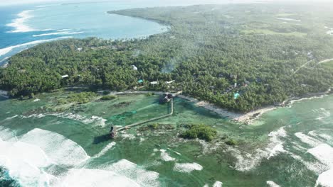 vista aérea de la nube 9, isla siargao, filipinas
