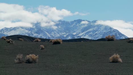 Clouds-move-over-snowbanks-in-the-desert-in-Death-Valley-National-park