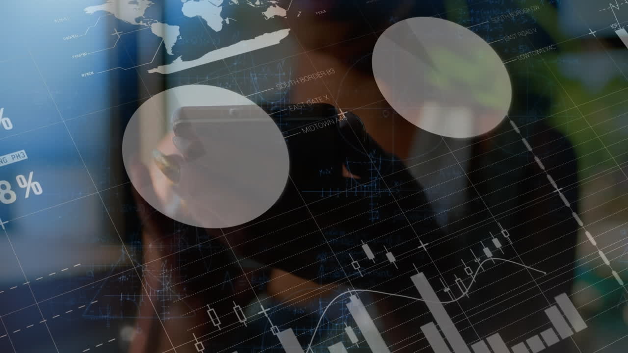 인포그래픽 인터페이스의 애니메이션과 디지털 태블릿에서 스크롤하는 백인 여성에 대한 렌즈 플레어