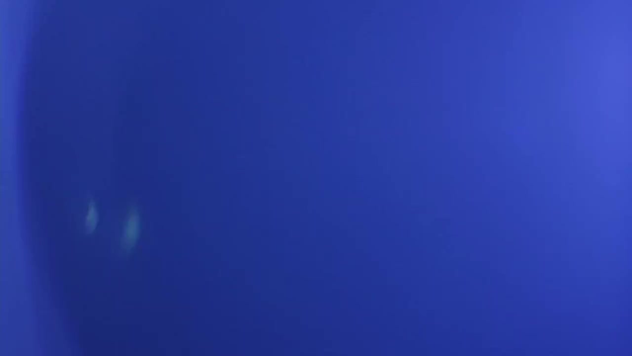 Transição Abstrata de Vazamento de Luz Azul e Reflexo de Lente