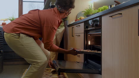 african american couple in the kitchen