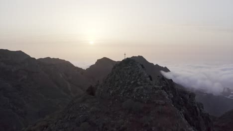 Drohnenaufnahmen-Wunderschöner-Berge