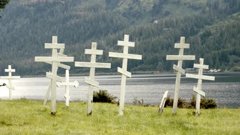 croci al cimitero ortodosso russo vicino a cordova, alaska usa