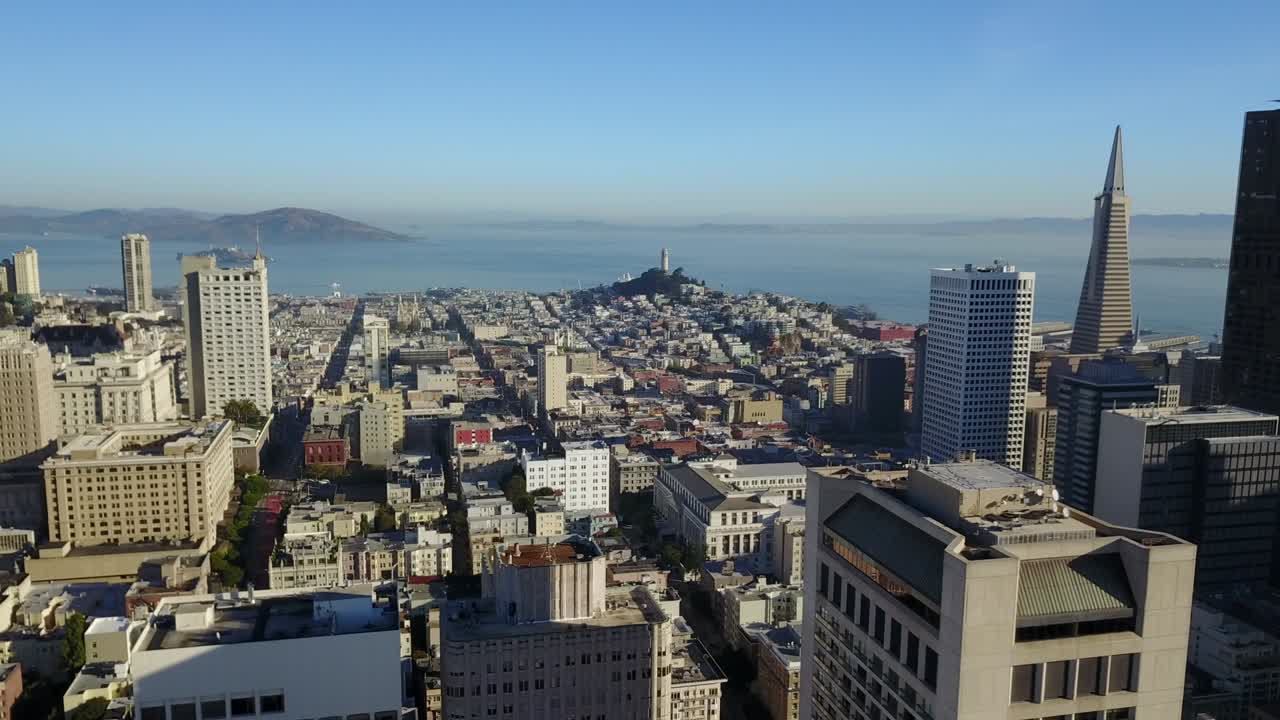 샌프란시스코 시의 공중 풍경.