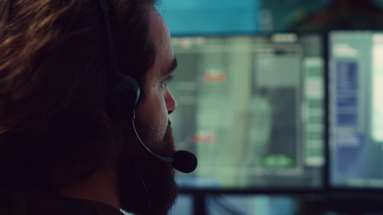 Commander communicating with allied forces and transmitting data