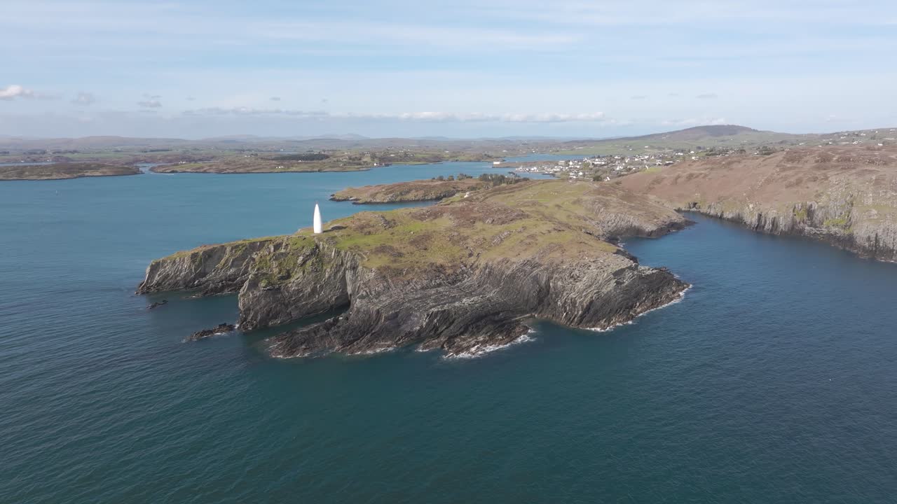 imágenes de drones cinematográficos en 4k en el faro de baltimore.