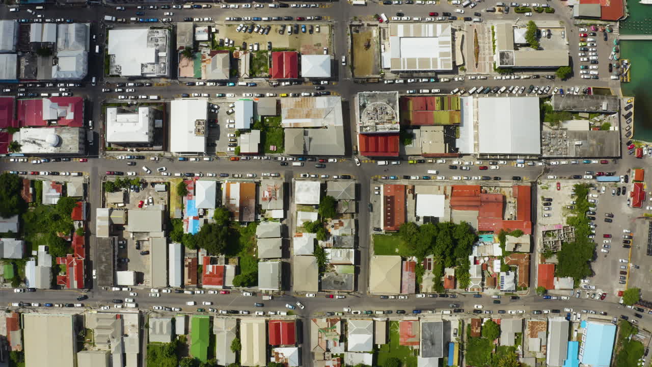 안티구아의 수도인 세인트