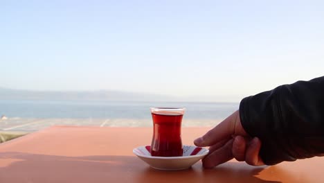Driking-Turkish-Tea-In-Cafe-Istanbul-6