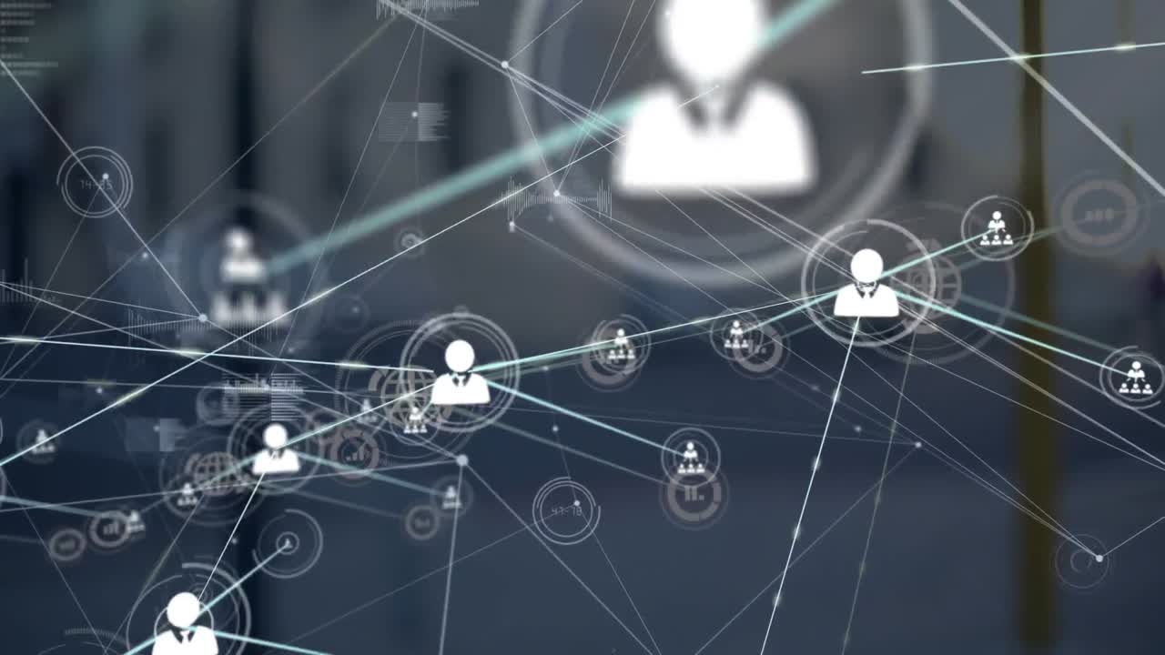 Animazione di una rete di connessioni con icone ed elaborazione dati su una strada con auto