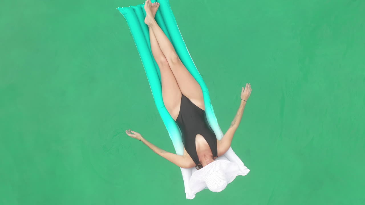 여름에 떠다니는 것 처럼...