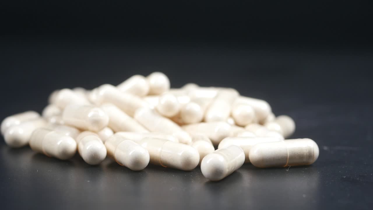 cápsulas blancas
