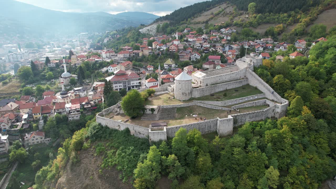 Tarihi Orta Çağ Kalesi