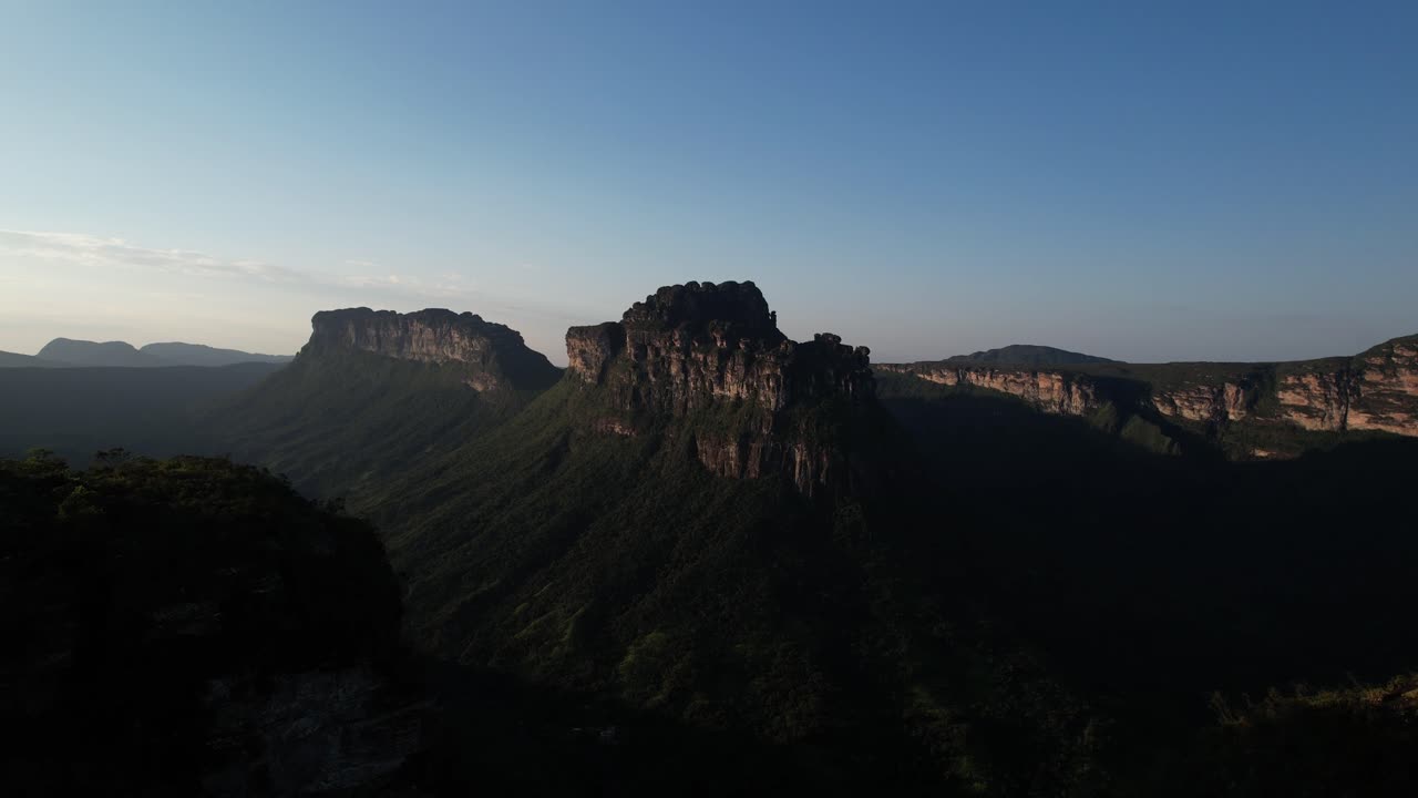 puesta de sol morro do castelo, vale do pati, chapada diamantina, bahía, brasil