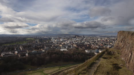 View-of-City-of-Edinburgh-from-Arthur's-Seat-Crags-with-Edinburgh-Castle