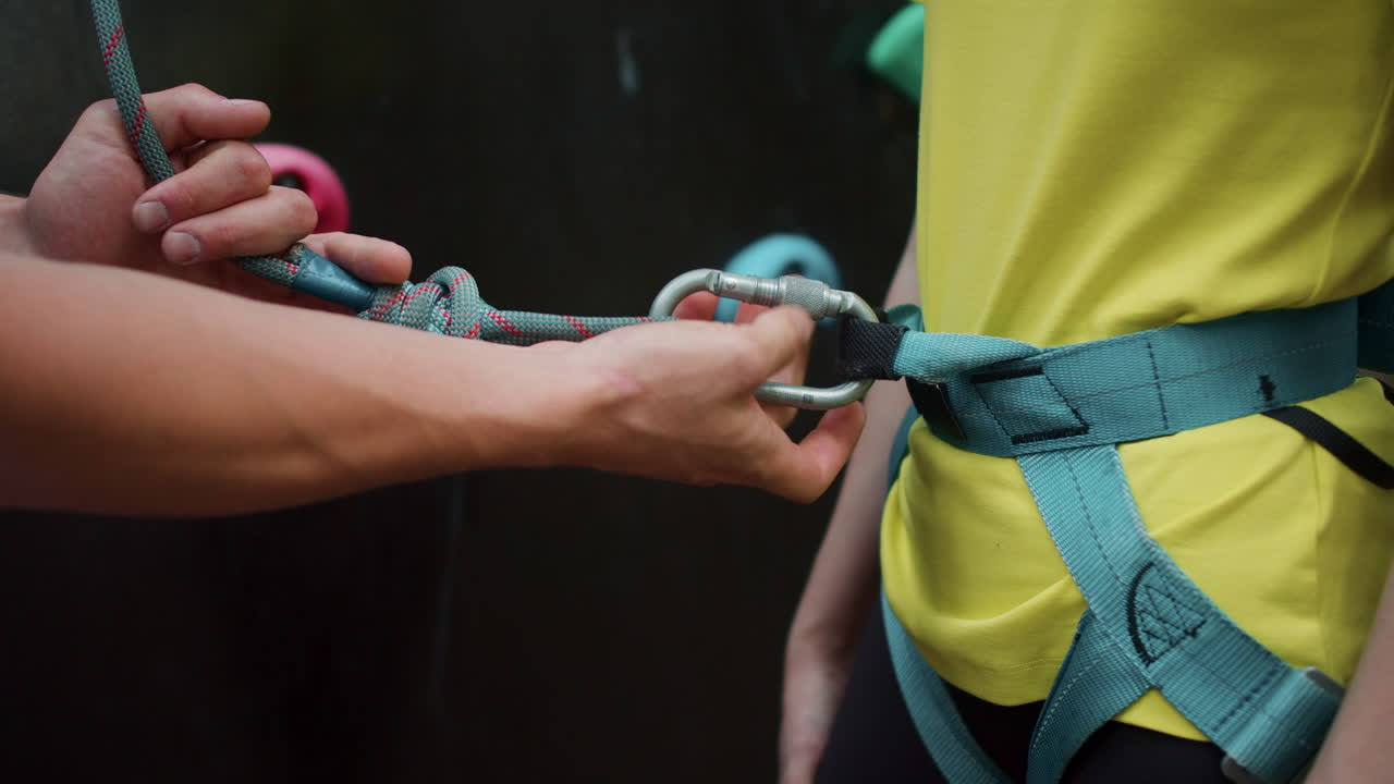 야외에 있는 사람들의 클로즈업