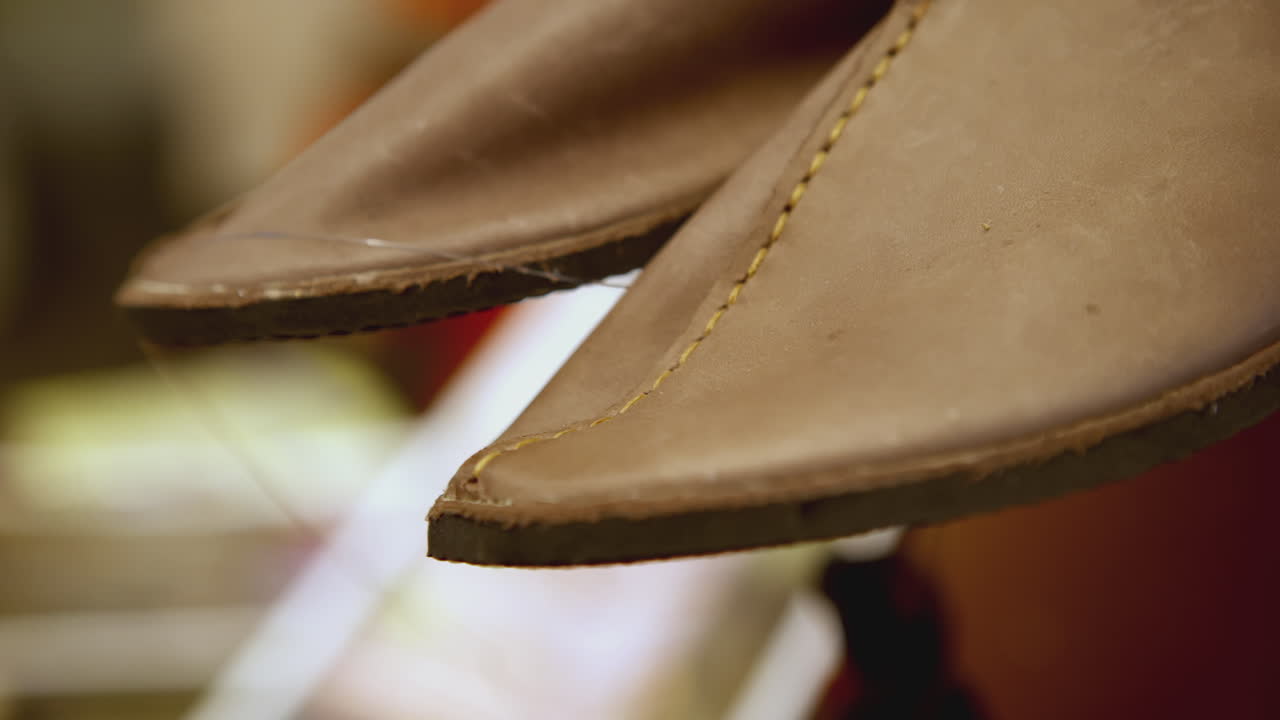 고대 가죽 신발 한