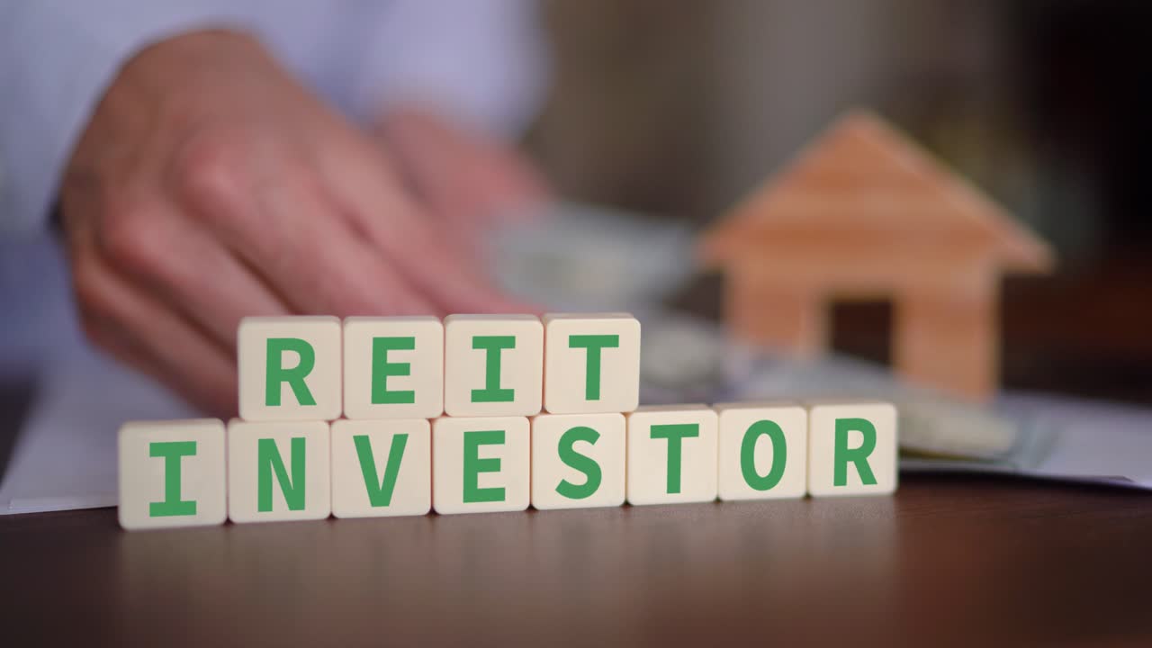 Concept of investing in a REIT fund with cash