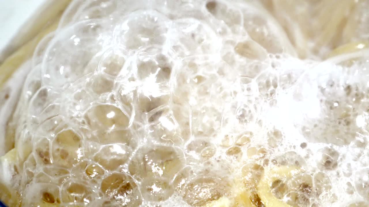 음식 주제: 는 물에 스파게티 파스타, 루프