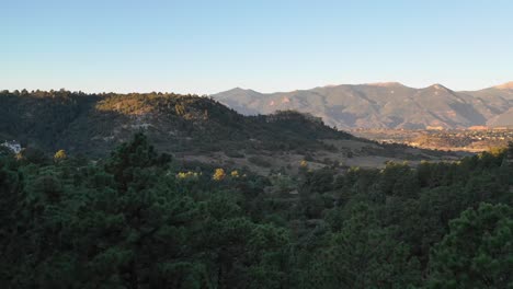 colorado springs montaña valle puesta de sol aéreo drone tiro 4k