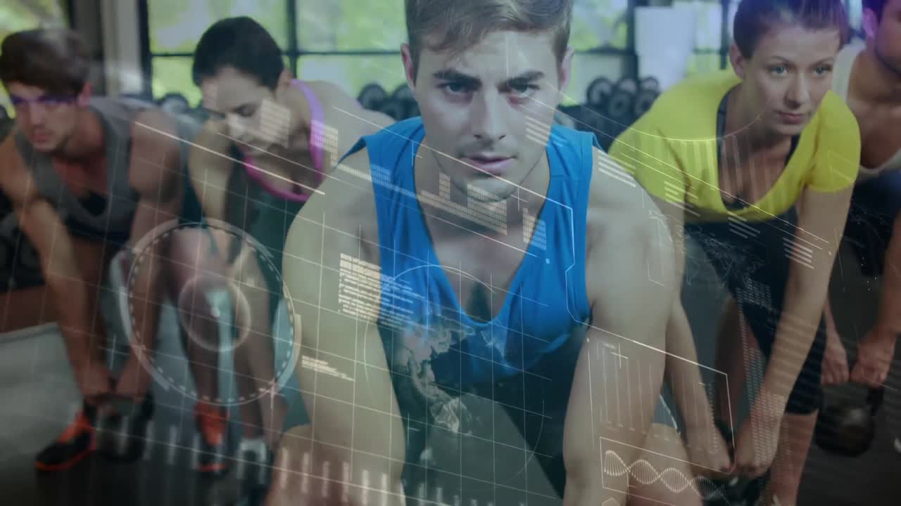 animación del procesamiento de datos con hombres y mujeres que trabajan