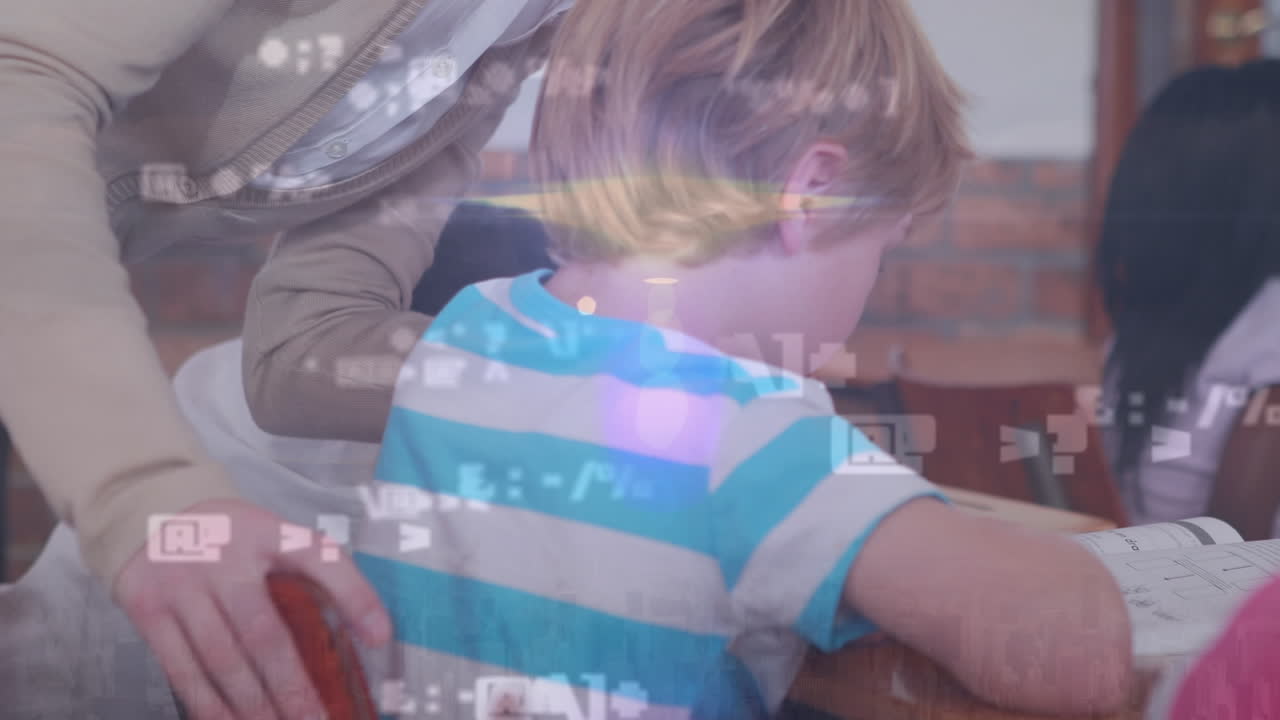 학교에서 소년을 돕는 백인 여성 교사에 대한 수학 공식의 애니메이션