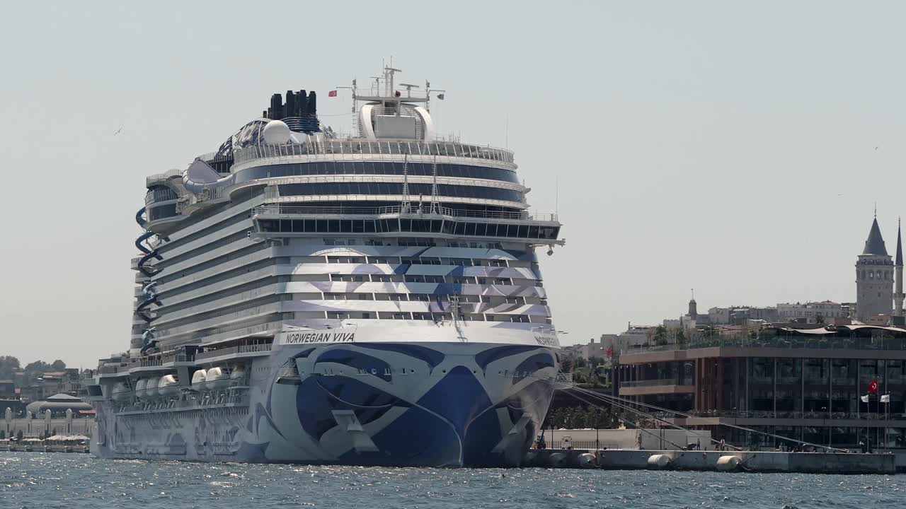 Norwegian Viva a Istanbul