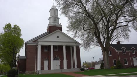 Kirche-In-Grand-Rapids,-Michigan,-Weite-Außenaufnahme