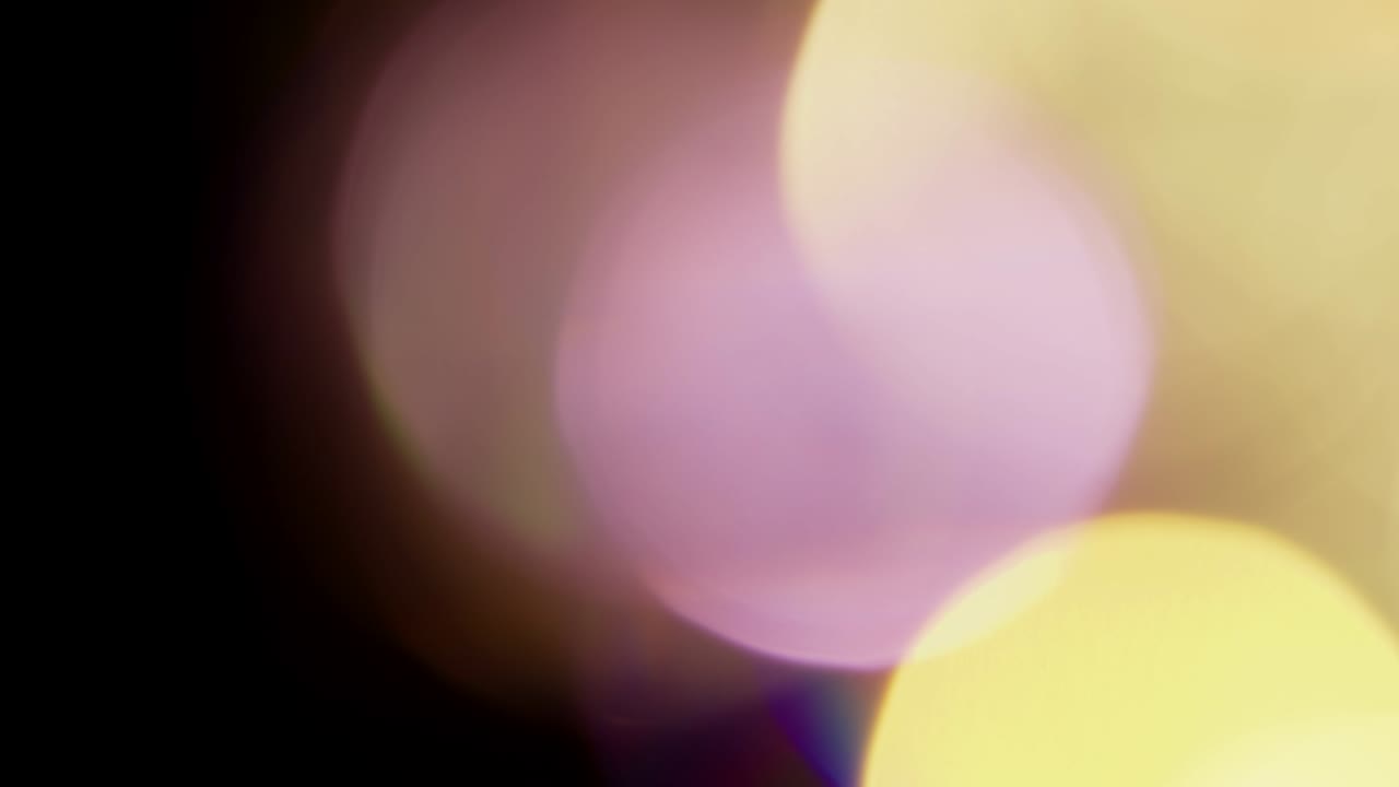Light Leaks 4K footage, Lens glow flare bokeh overlays, burn flame background, Flash rays effect