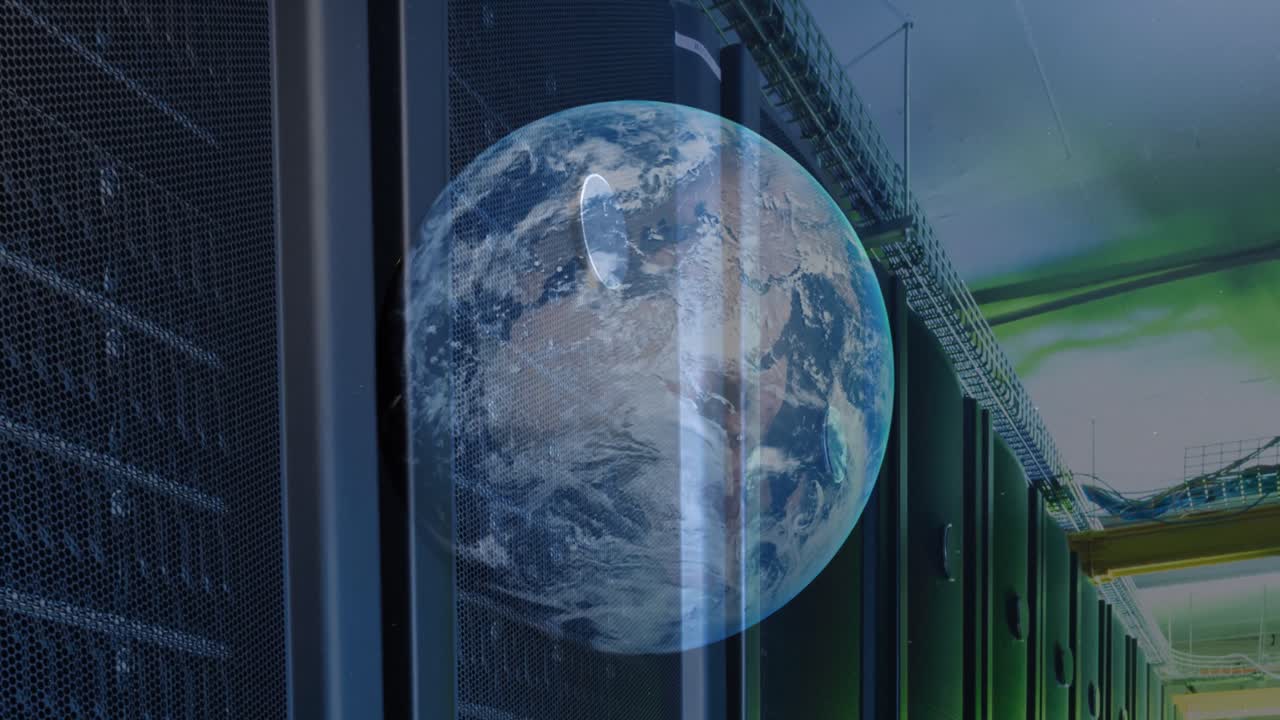 animación de un globo que se mueve sobre los racks de los servidores de datos