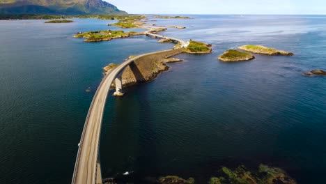 Luftaufnahmen-Der-Atlantikstraße-In-Norwegen