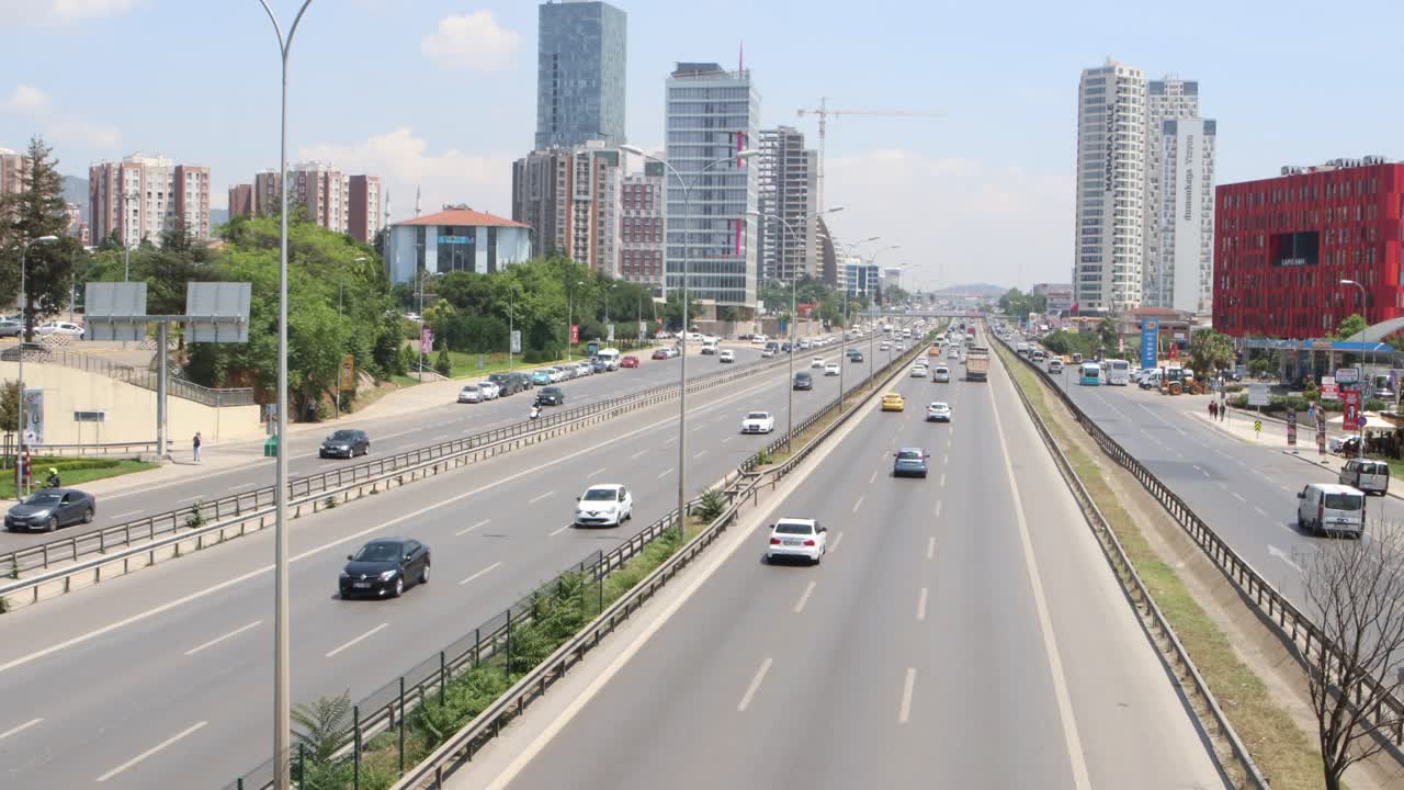 도시 고속도로 자동차 교통