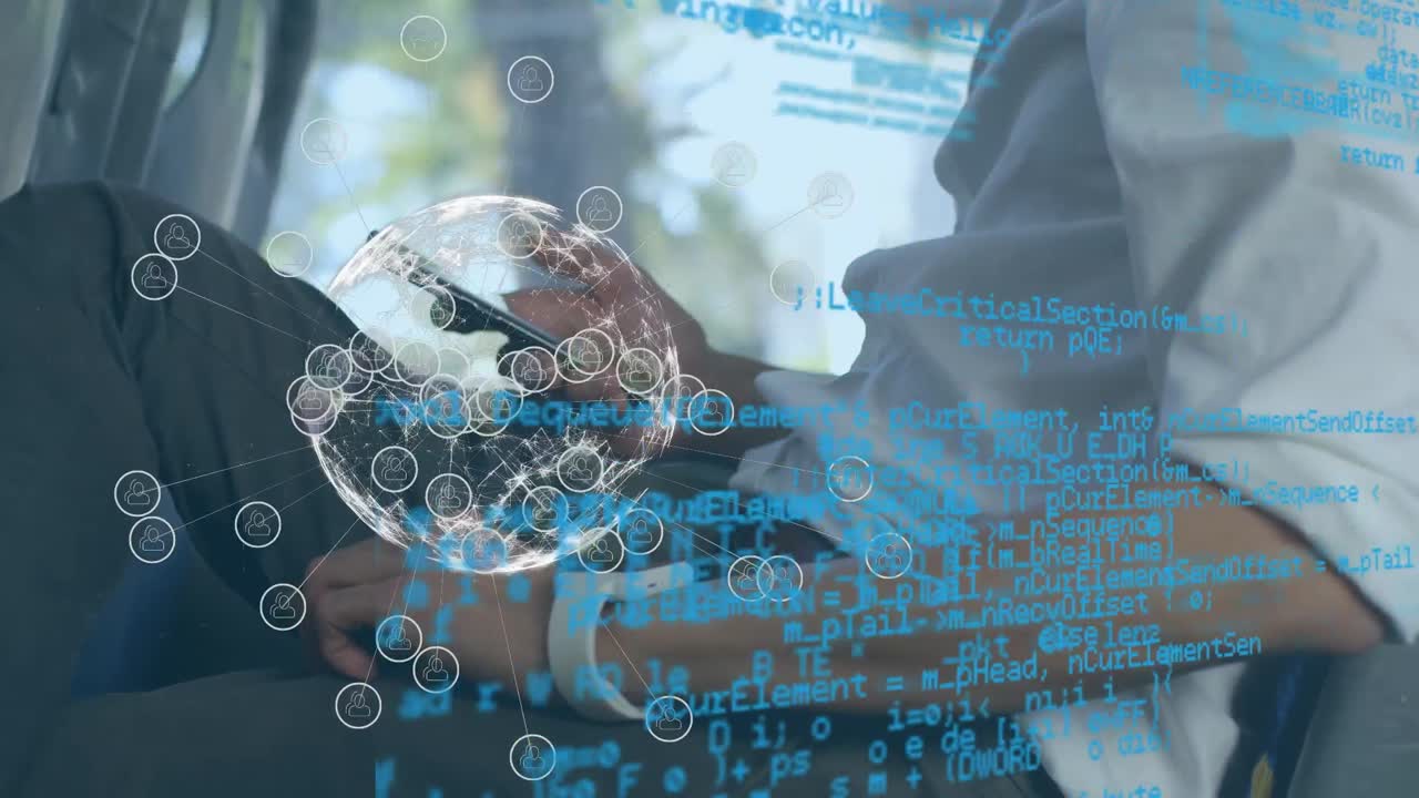 스마트폰을 사용하는 백인 남자의 손을 통해 지구의 애니메이션과 데이터 처리