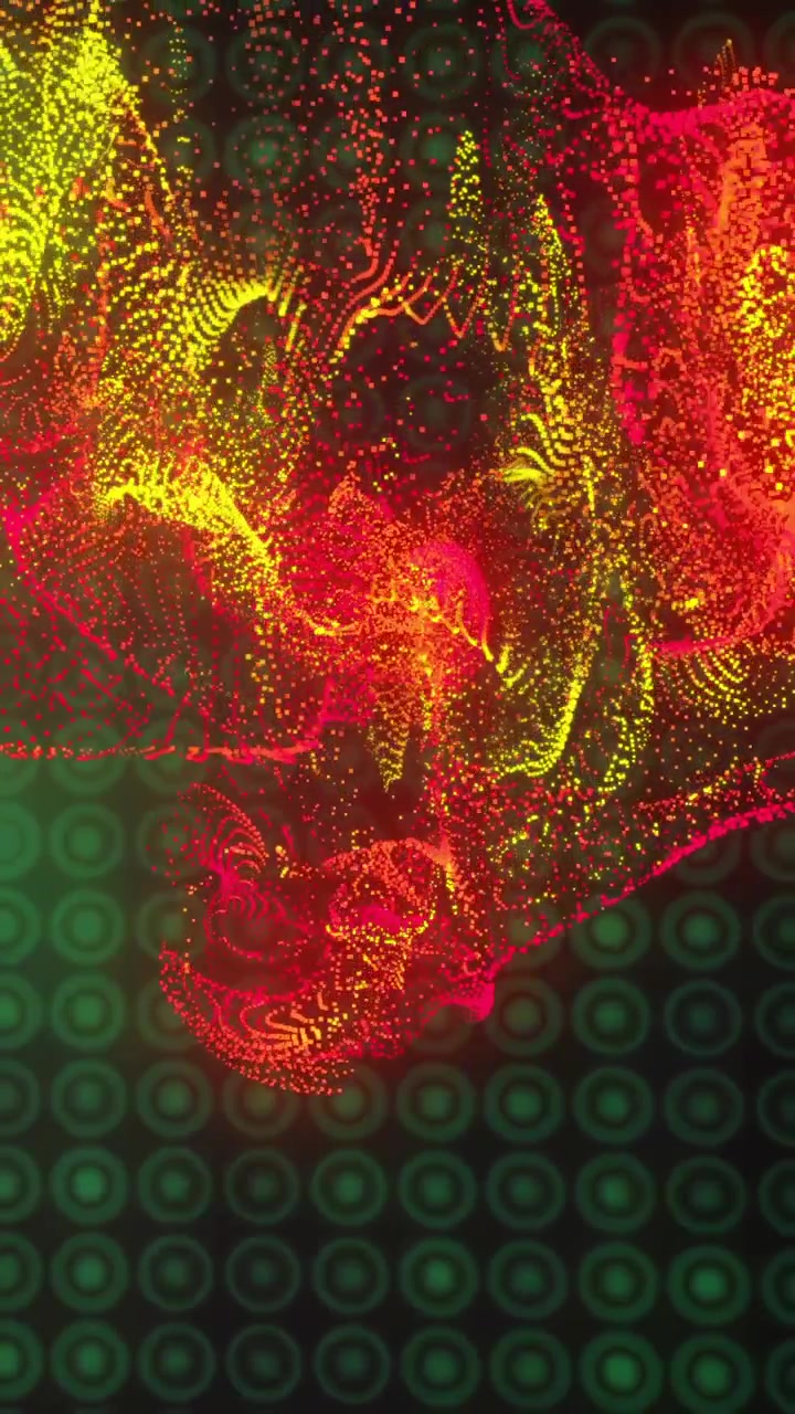 Animazione di un cervello luminoso su sfondo di codice binario verde