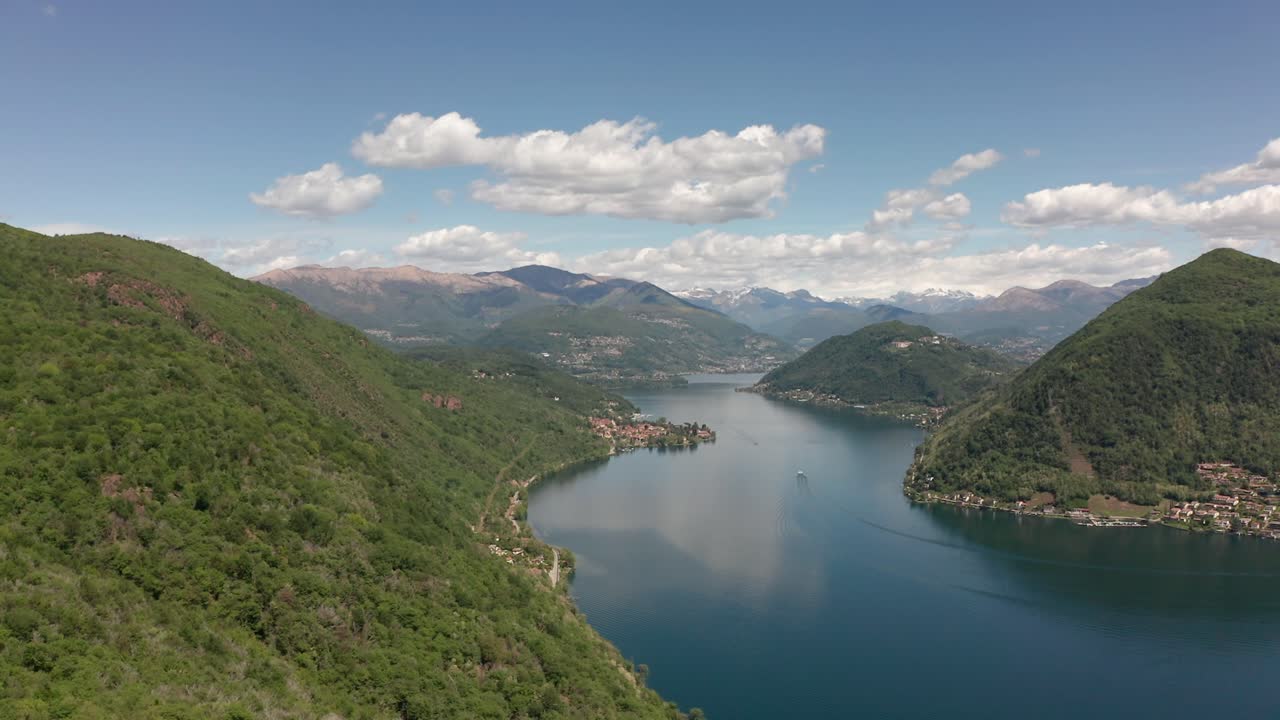 vista aérea del lago lugano desde porto ceresio