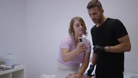 aesthetician discusses treatment options with client