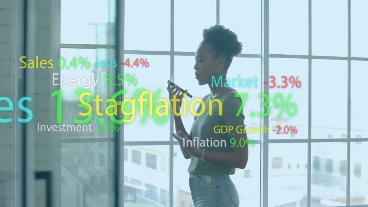 animazione dell'elaborazione dei dati finanziari su una donna d'affari afroamericana in carica