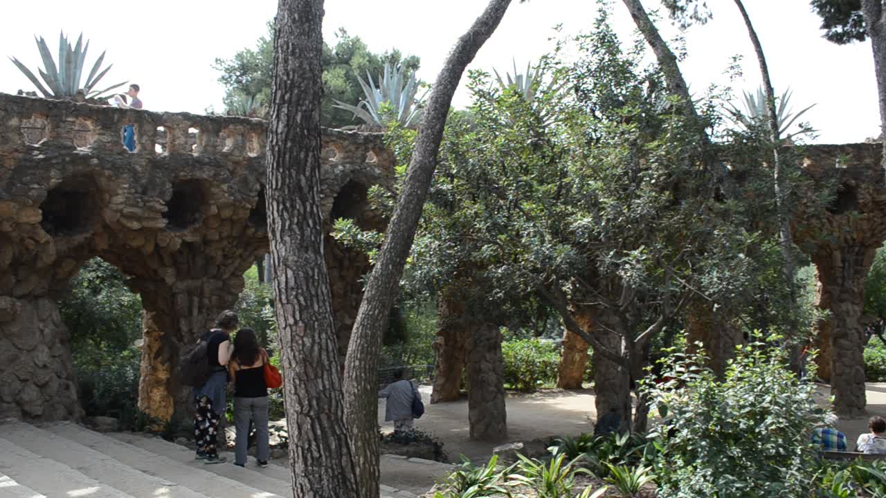 Parco Güell, un giardino comunale progettato da Antoni Gaudí. Costruito tra il 1900 e il 1914